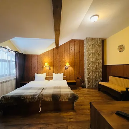 фокс хаус Fox House *