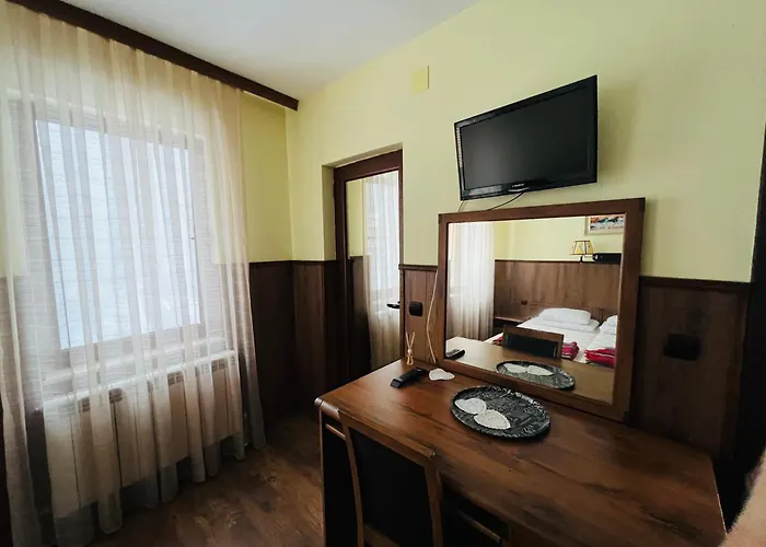 Hotel фокс хаус Fox House