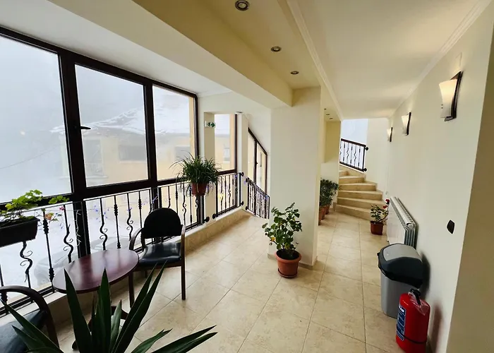 Hotel фокс хаус Fox House *