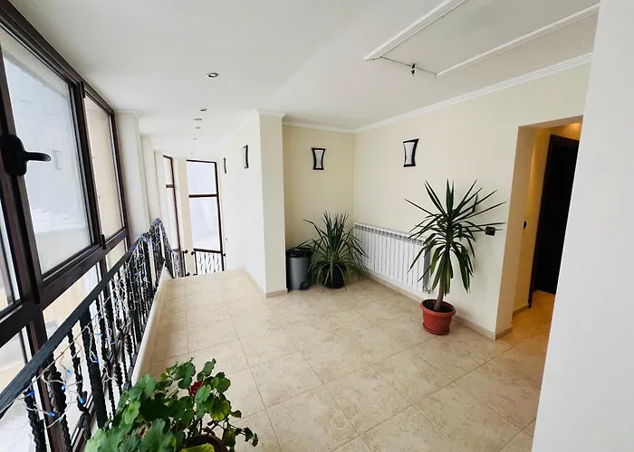 фокс хаус Fox House Hotel Peshtera (Pazardzhik)