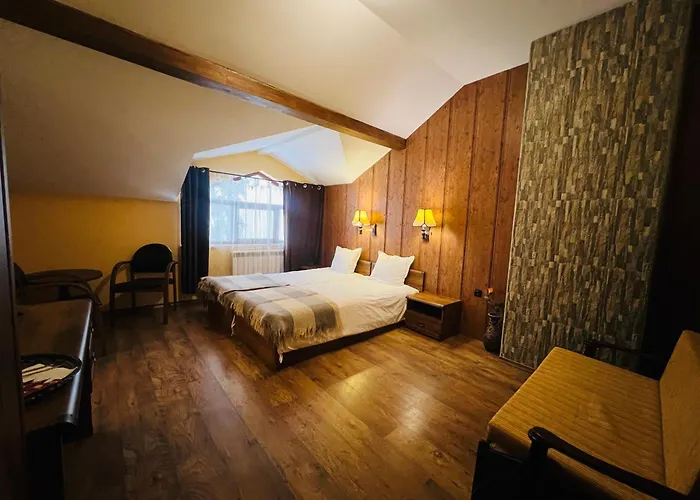 Hotel фокс хаус Fox House Peshtera (Pazardzhik)