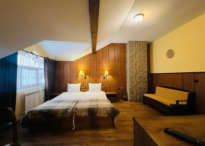 фокс хаус Fox House *